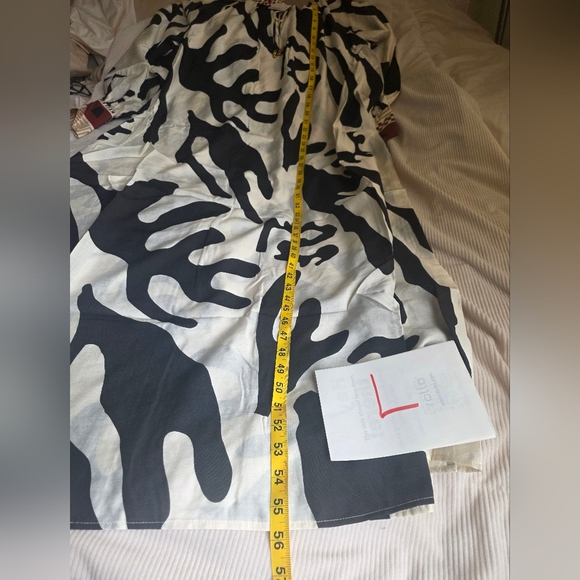 H&M Special Edition Loose Fit Dress Long Sleeves Cream Black Red Nwt - Picture 3 of 16